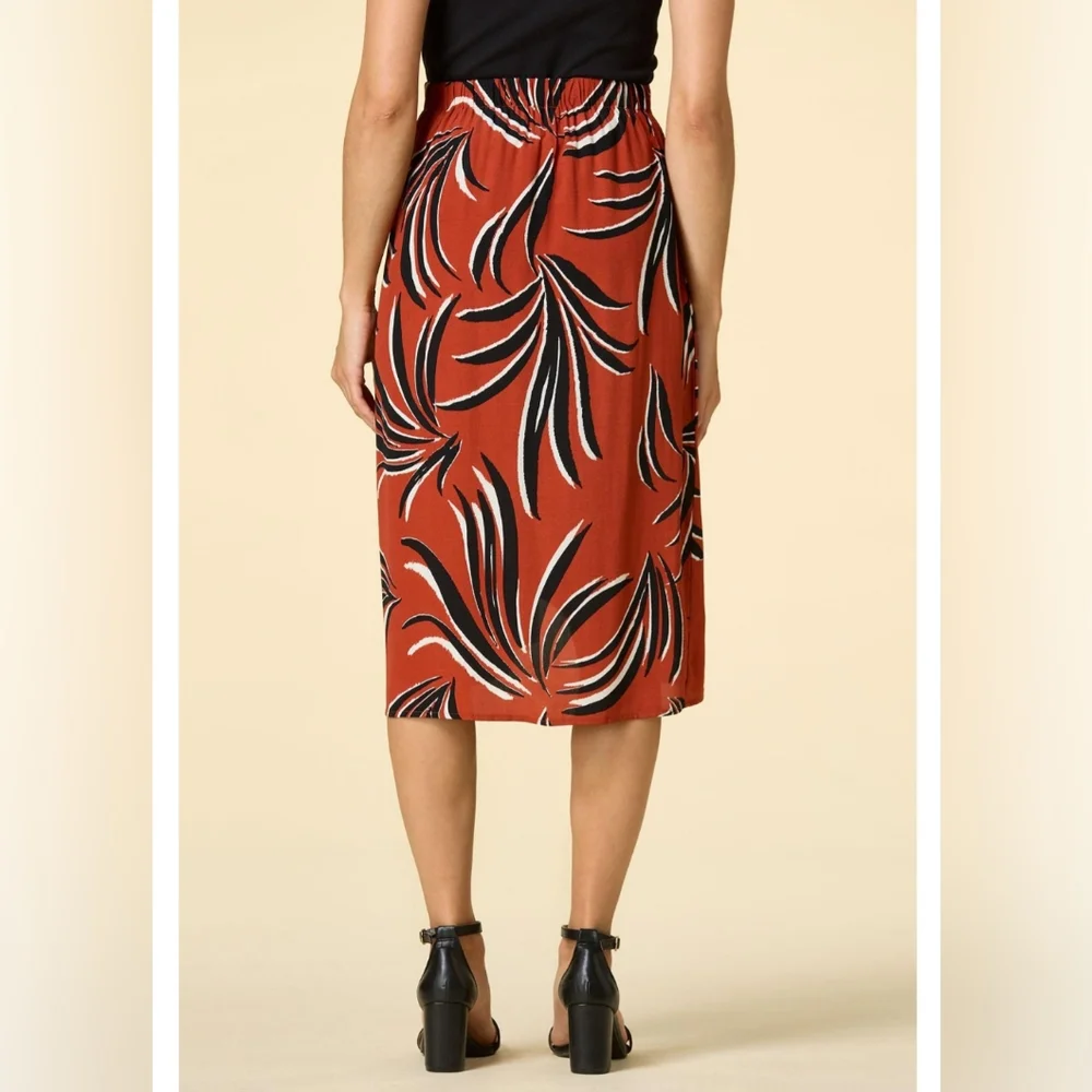 SOCIALITE SKIRT TROPICAL LEAF PRINT NWT - Picture 2 of 4